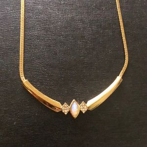 Vintage Avon gold necklace